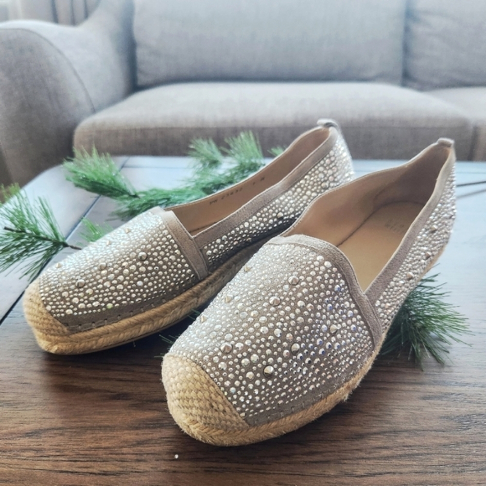 Stuart Weitzman Rockon Studded Espadrilles Leather